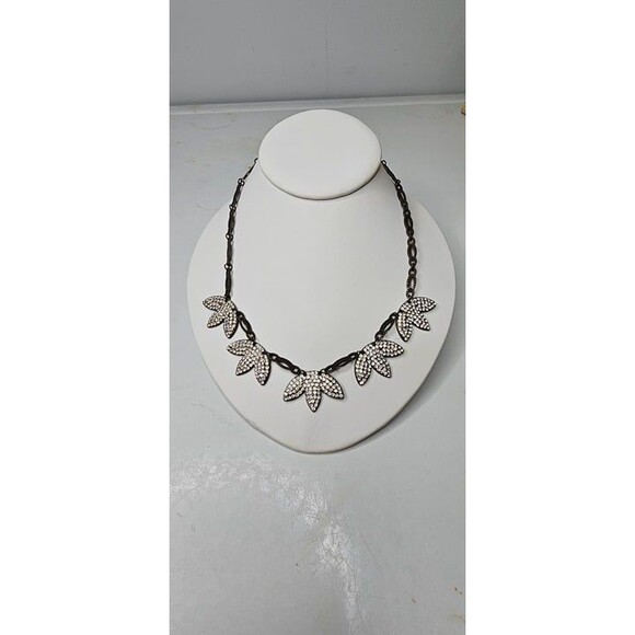 Plunder Design Antique Bronze Tri-Leaf Rhinestone Flower Statement Necklace 18"L - Picture 7 of 7